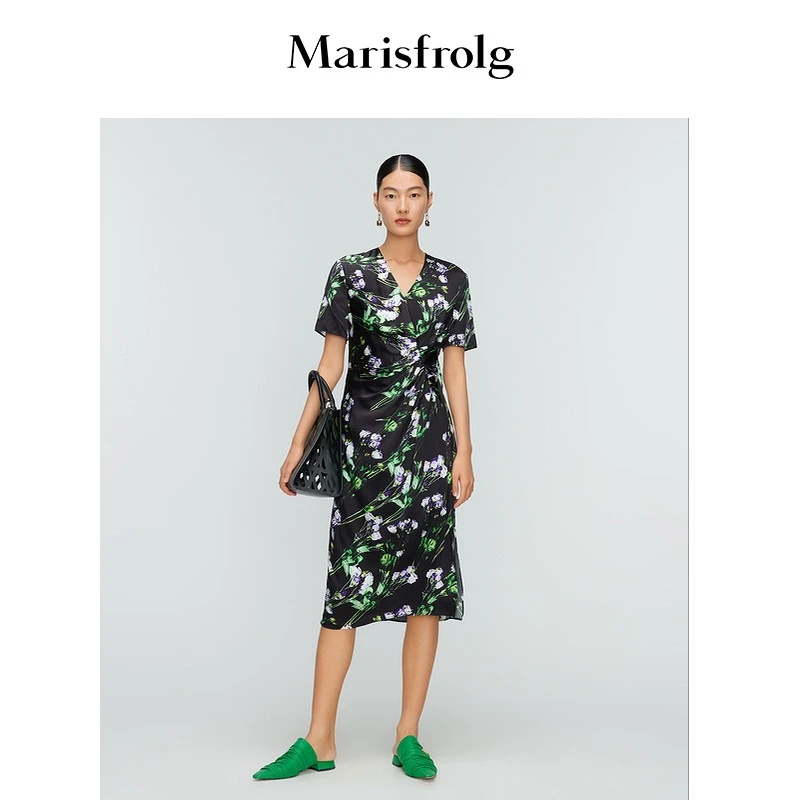 Marisfrolg/玛丝菲尔夏季碎花V领真丝显瘦气质连衣裙A1BW22456