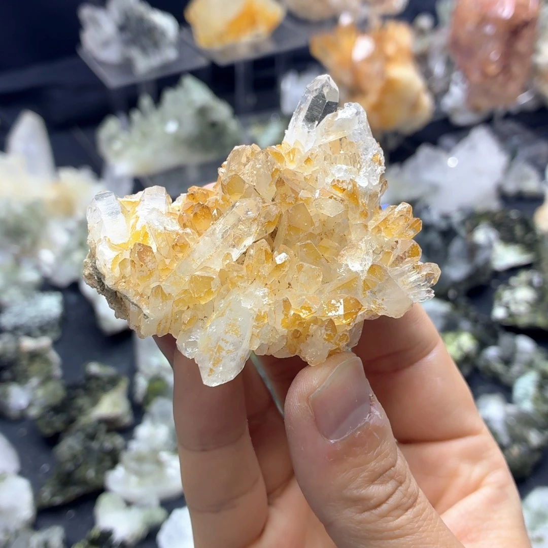 石材超美黄水晶簇