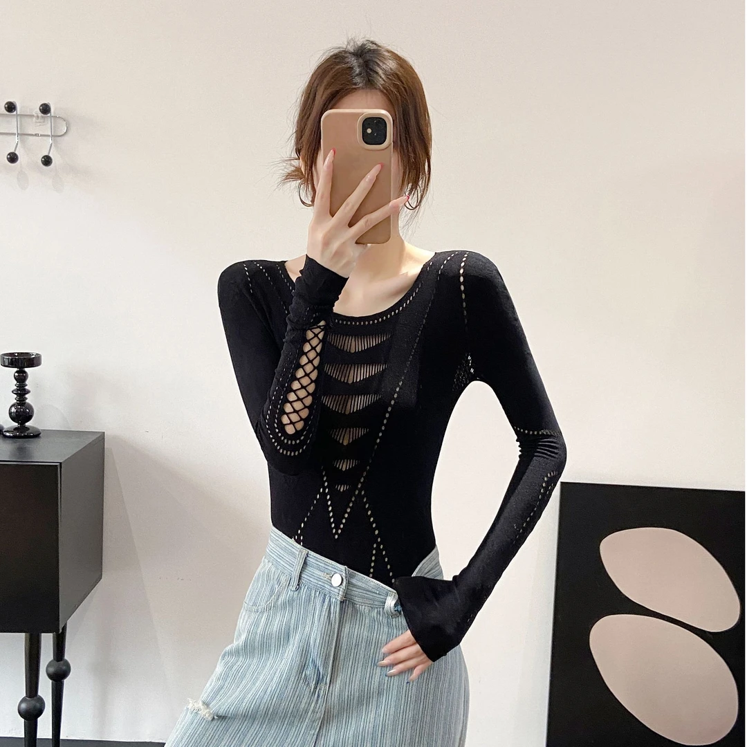 辣妹穿搭时尚镂空黑色修身显瘦打底衫秋冬潮牌时髦薄款百搭内搭