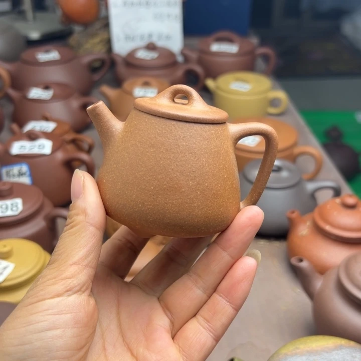 紫砂茶壶降坡泥半手110