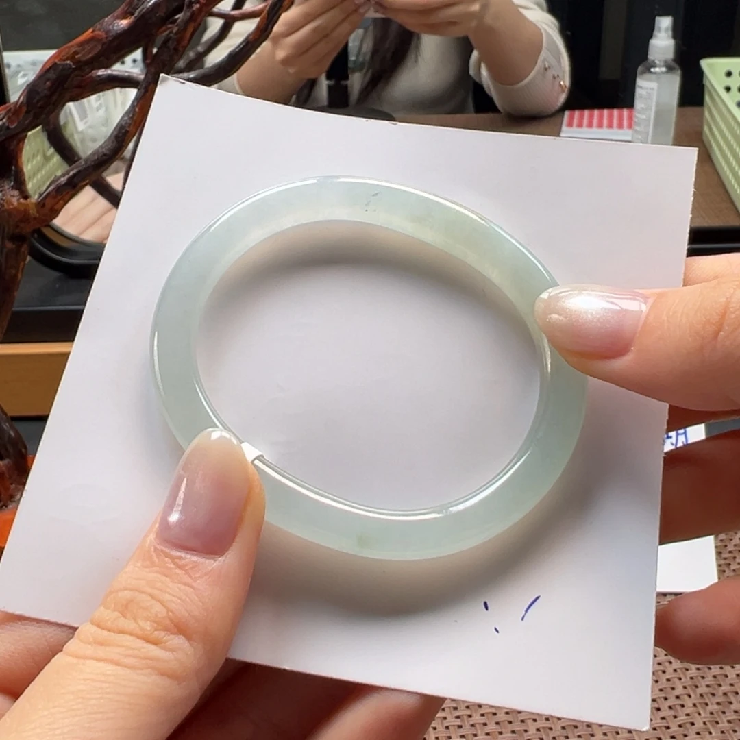 翡翠未镶嵌手镯12号