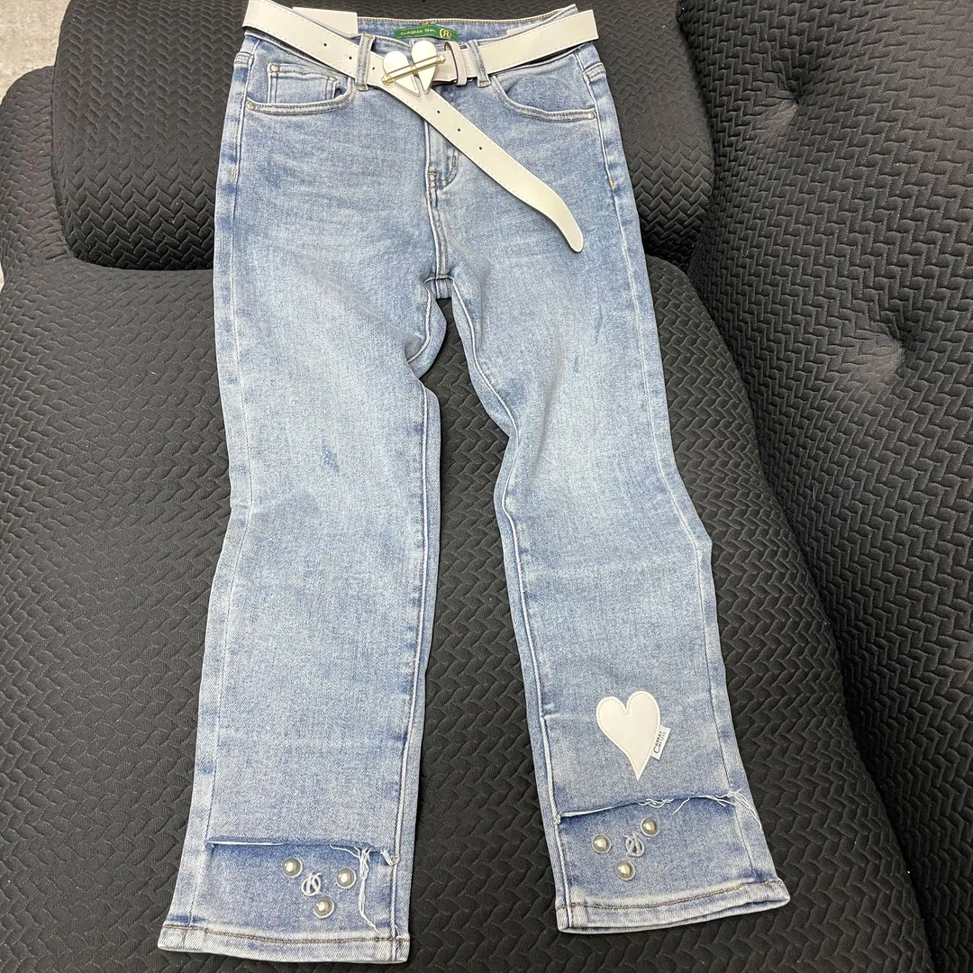 春季新款修身百搭时尚破洞直筒牛仔裤女