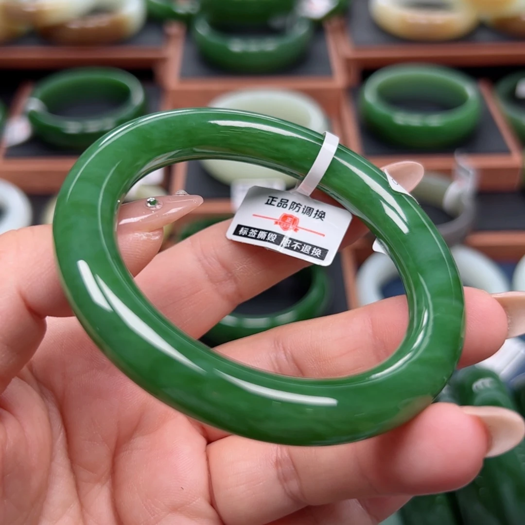 未镶嵌手镯和田玉（碧玉）565758圈口