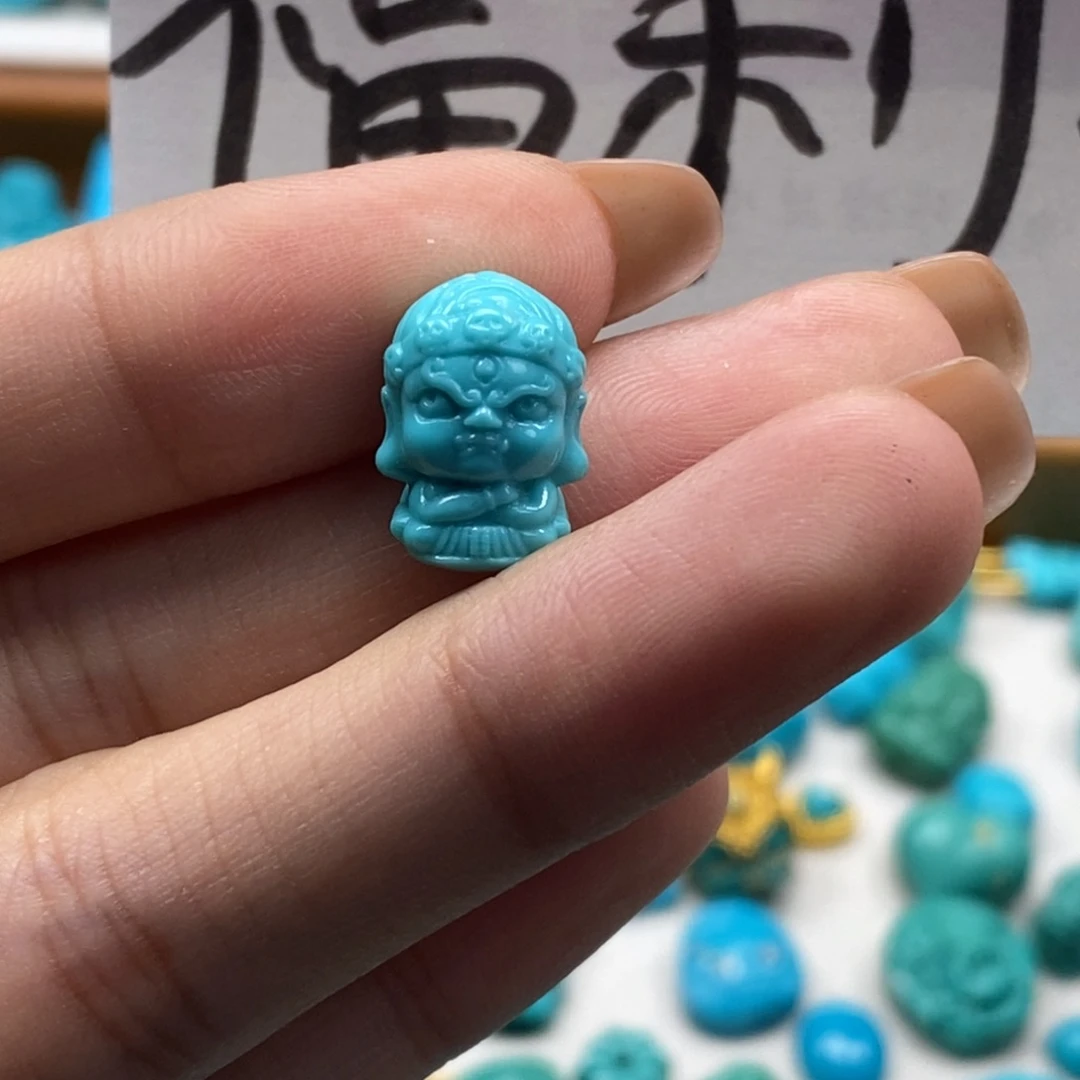 绿松石未镶嵌颈饰
