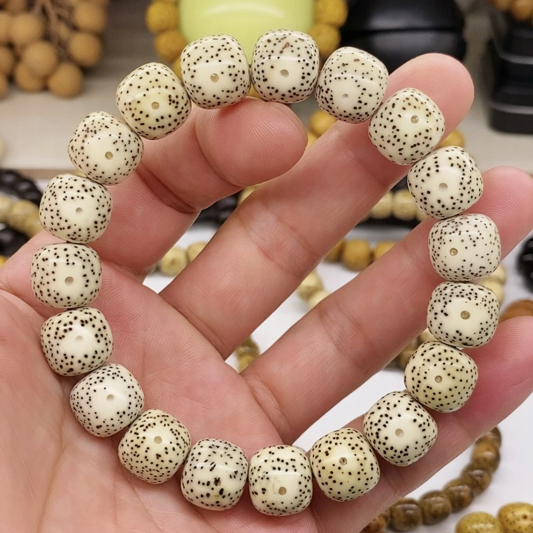 【闪购商品】手串星月菩提M****丶海南星月菩提原生态