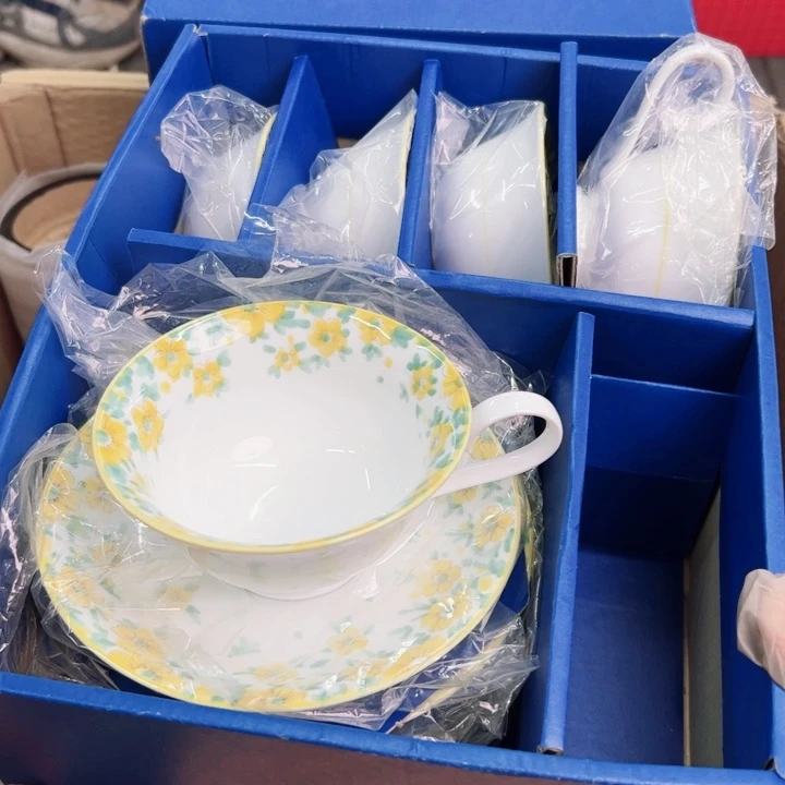 摆件年后发货好像支持