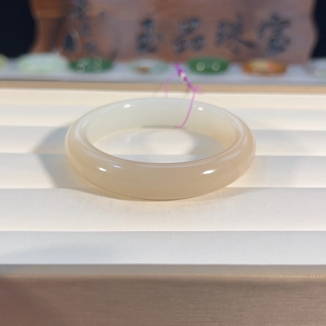 和田玉未镶嵌手镯粉白半山水 强推 无包容