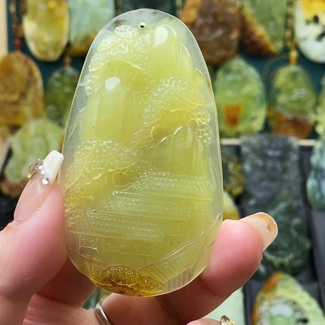 蛇纹石玉未镶嵌颈饰福利山水