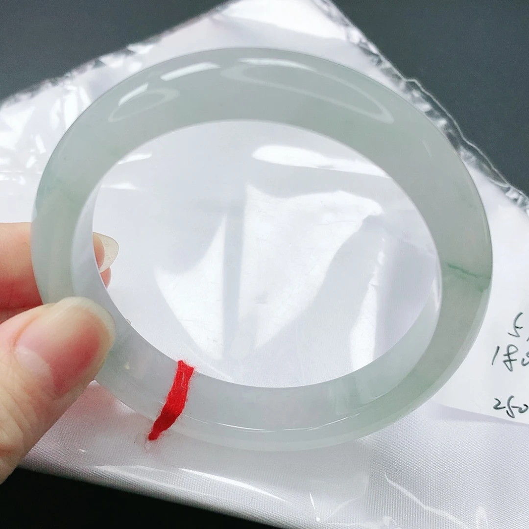 翡翠手镯未镶嵌缅甸天然A货翡翠