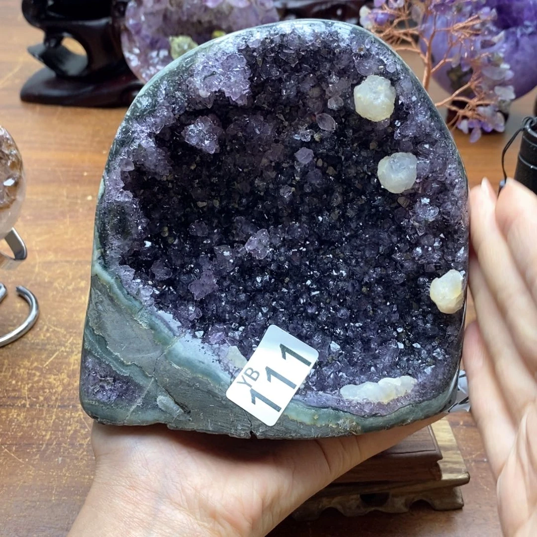 未镶嵌水晶大型摆件（非配饰）