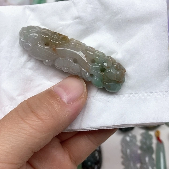 翡翠未镶嵌颈饰天然缅甸翡翠