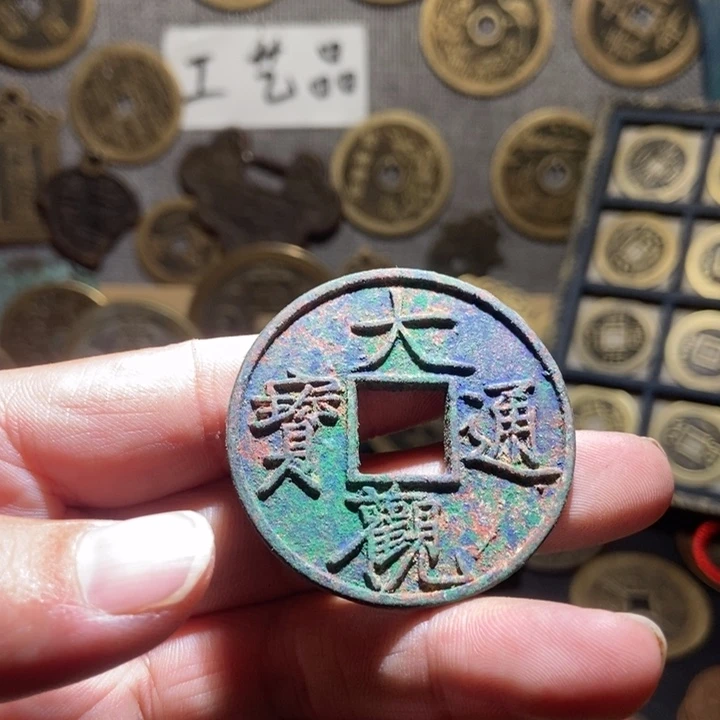 铜天**人现代工艺品仿制品