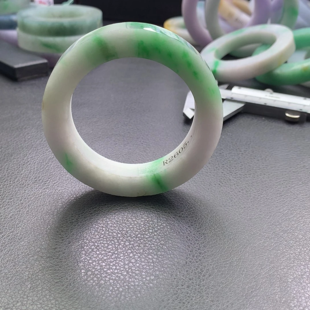 定制翡翠未镶嵌正圈