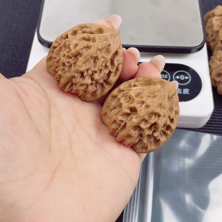 把件文玩核桃40.5深凹底龙门涧