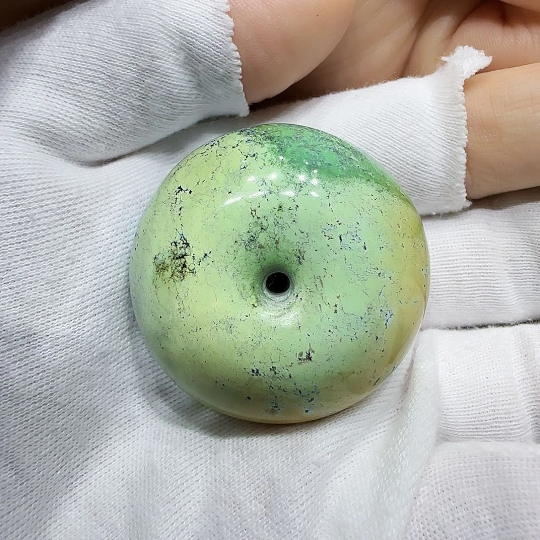 未镶嵌绿松石原矿绿松石