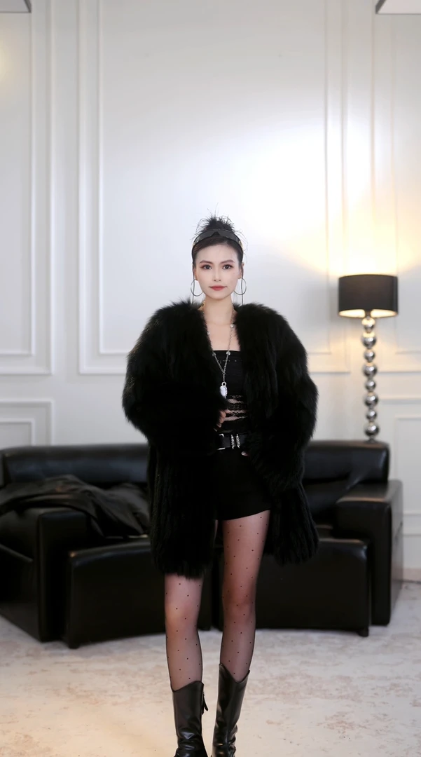 FANLANGHU品牌'月光故里’外套轻奢车条加厚秋冬百搭皮草外套女