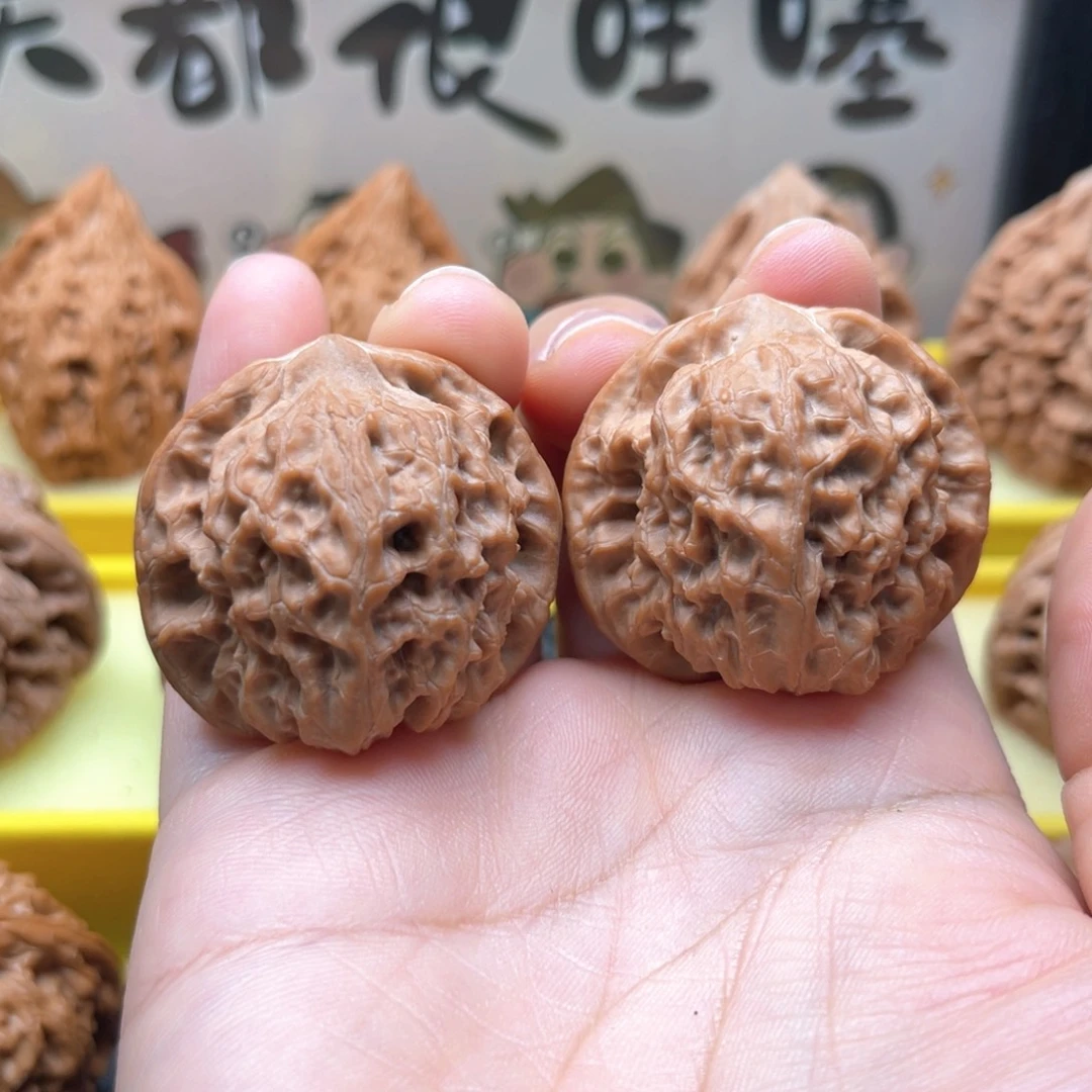 H***H吊坠文玩核桃38野生石子磨