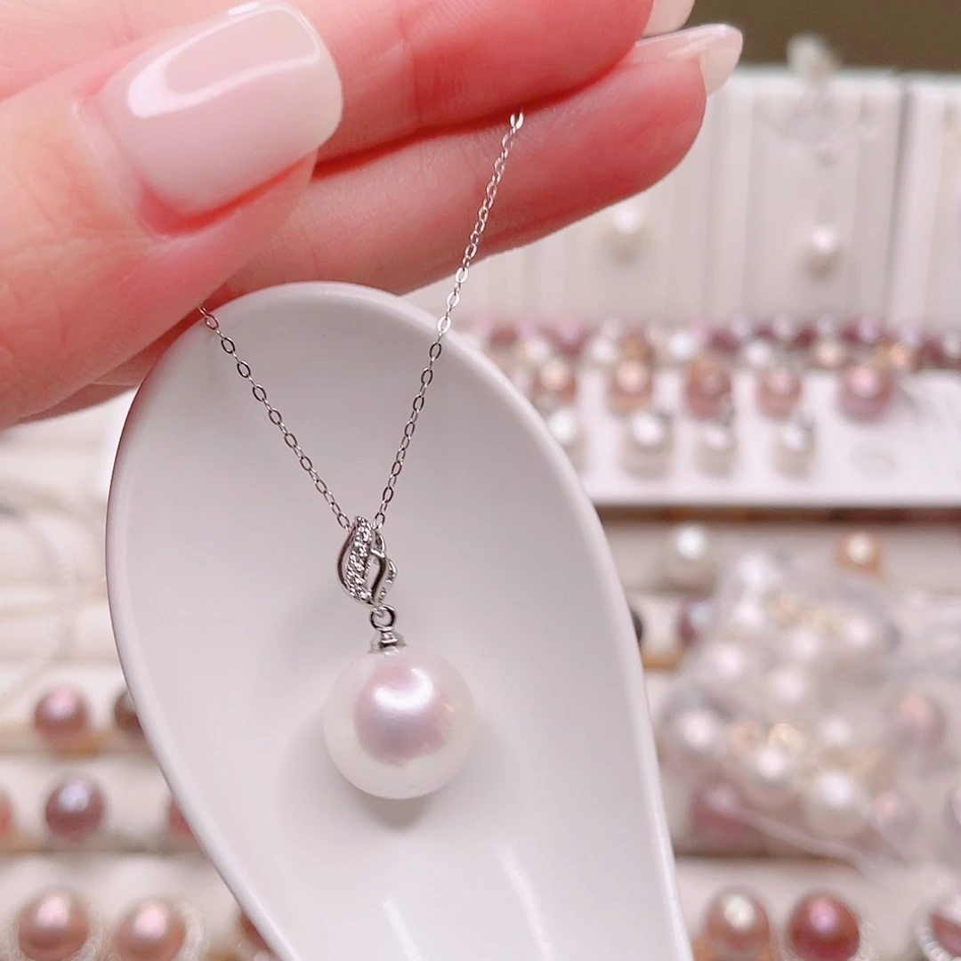 合金吊坠(赠链)淡水珍珠