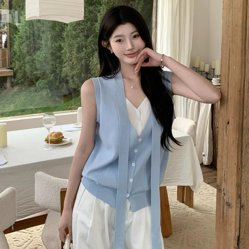 夏季韩版时尚蓝色V领假两件上衣无袖t恤网红洋气修身针织背心女装