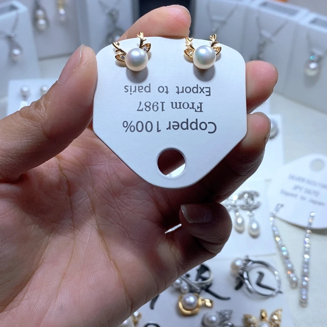 淡水珍珠耳饰未镶嵌