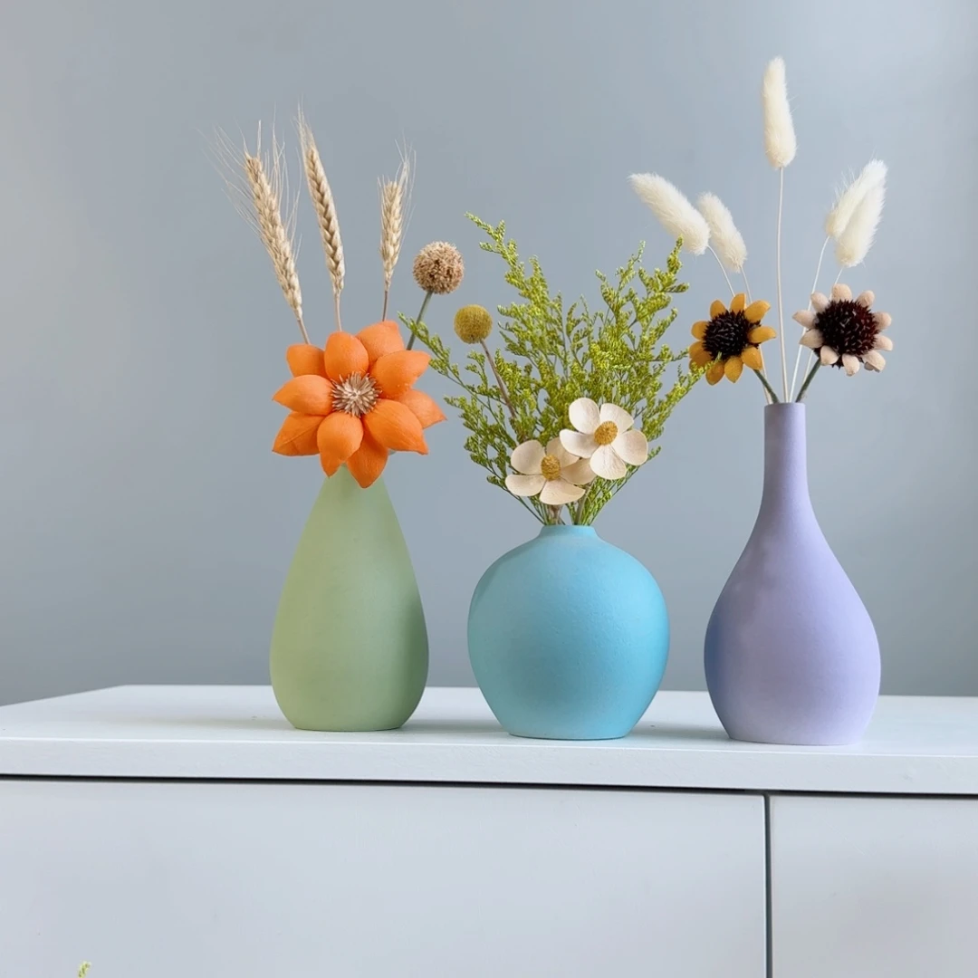 瓷片陶瓷小花瓶含花总高约20-30cm