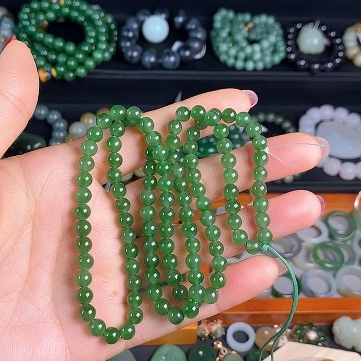 和田玉（碧玉）颈饰未镶嵌