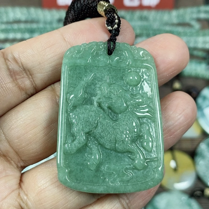 【闪购商品】翡翠颈饰未镶嵌玉吊坠翡翠玉麒麟牌