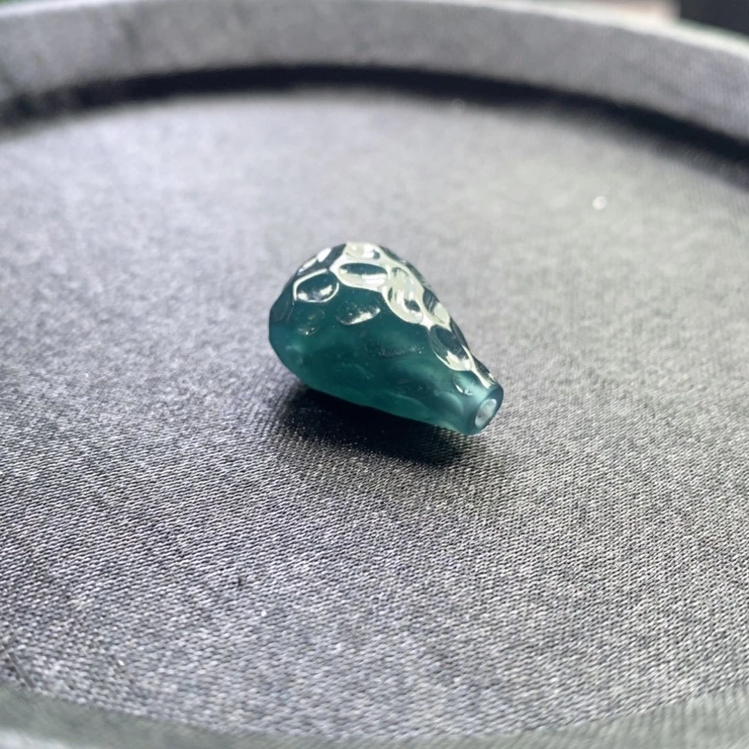 翡翠未镶嵌手串卡12左右无相三通