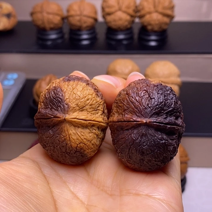 文玩核桃把件熊猫彩39