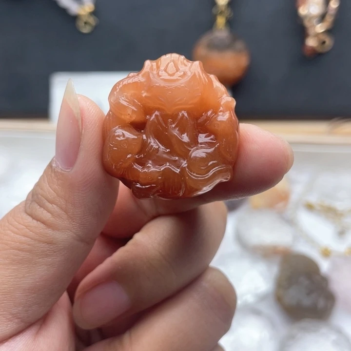 颈饰水晶未镶嵌