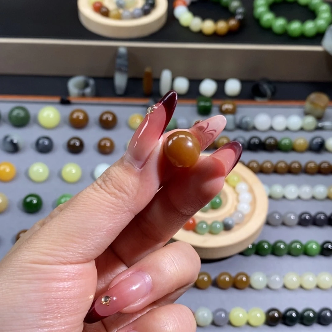 【闪购商品】和田玉颈饰未镶嵌马**燕