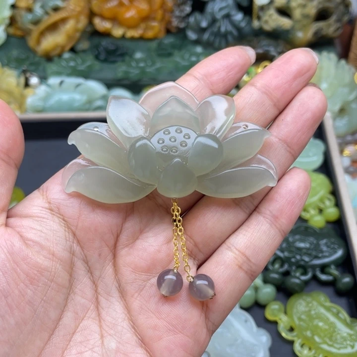 蛇纹石玉未镶嵌吊坠平****跑