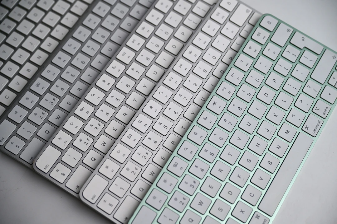 9新 Apple/苹果 妙控键盘苹果Mac电脑iPad Pro蓝牙键盘通用