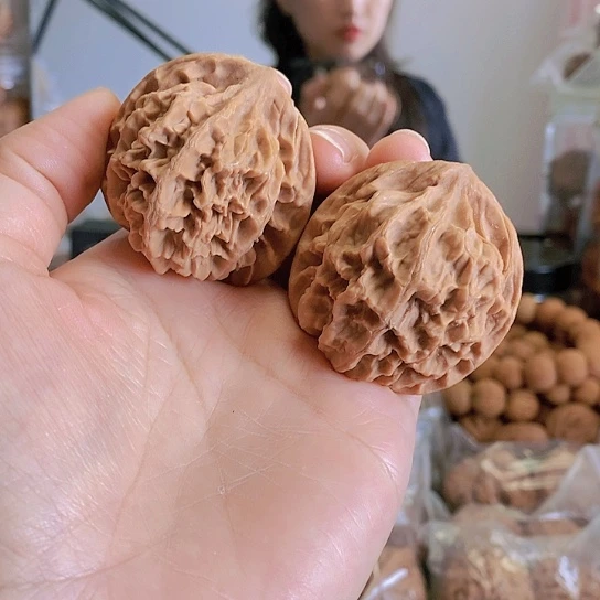 【闪购商品】把件文玩核桃45龙鳞