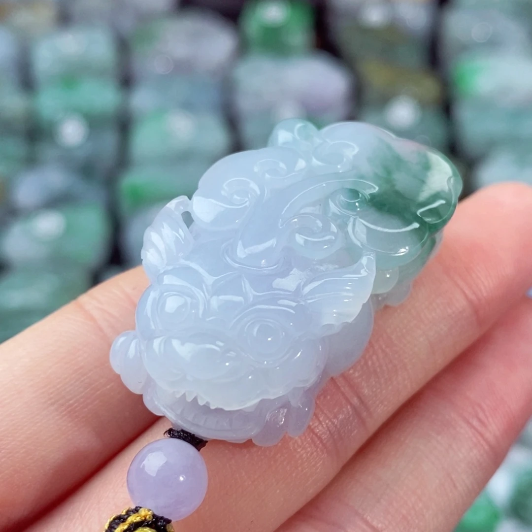 颈饰未镶嵌翡翠天然