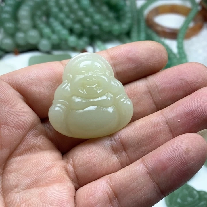 未镶嵌东陵石颈饰