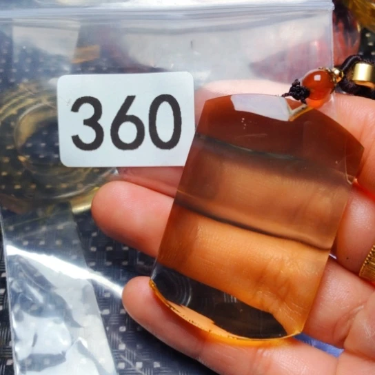 未镶嵌颈饰水晶菩*吊坠