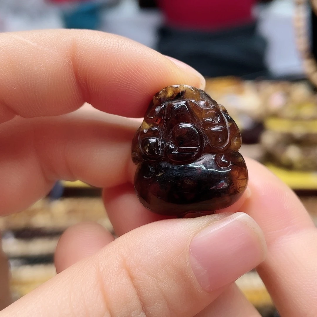 琥珀裸石未镶嵌大