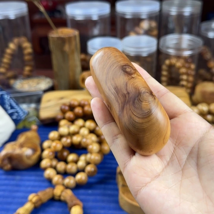 柏木（崖柏）北太行崖柏陈化黑油蚕丝手把