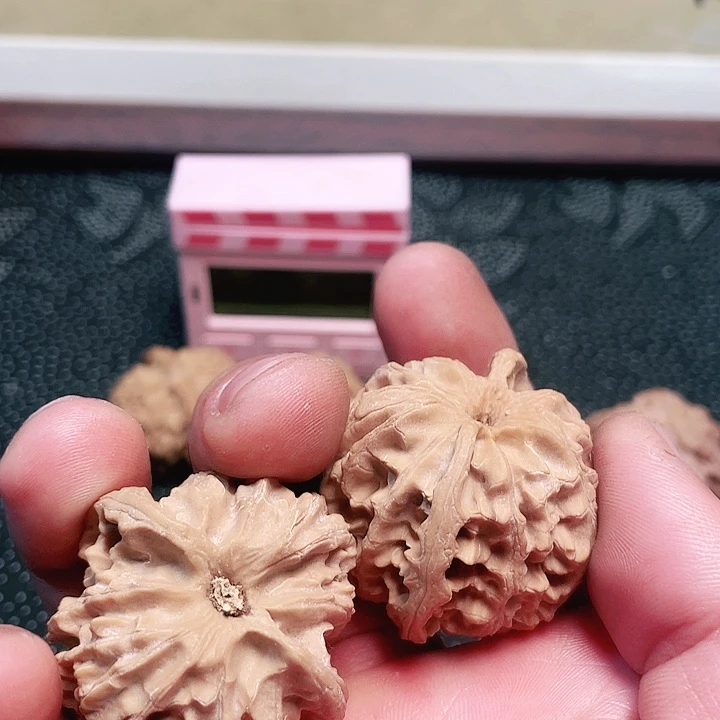 文玩核桃吊坠無*苹果园