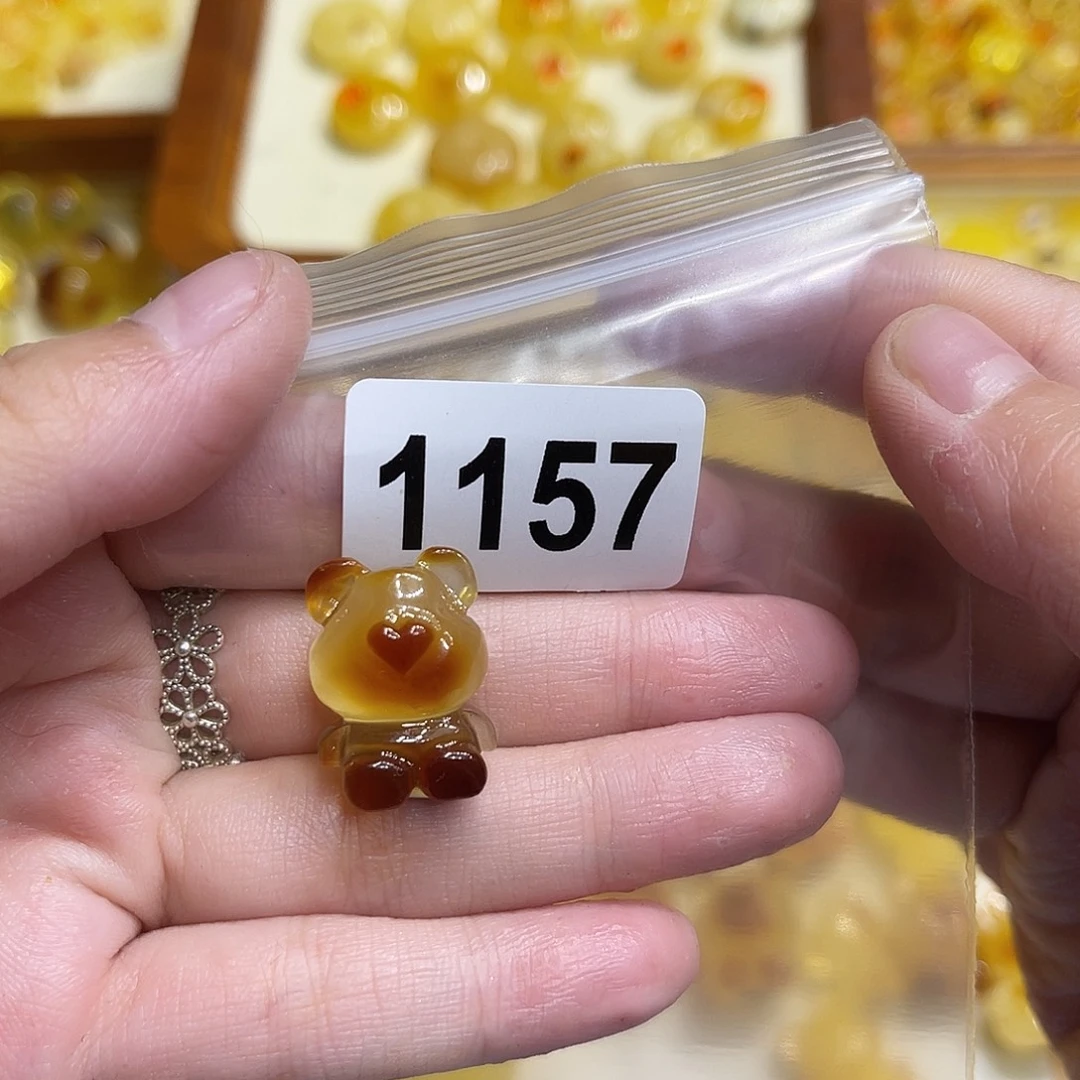 小***啊琥珀未镶嵌颈饰蜜蜡