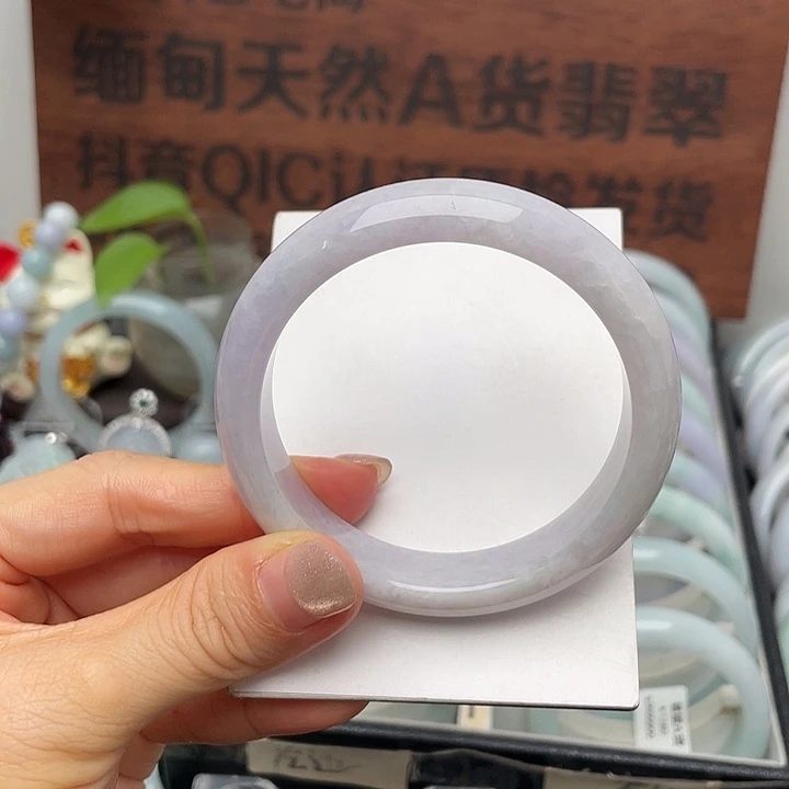 翡翠未镶嵌手镯54.5正圈小纹裂