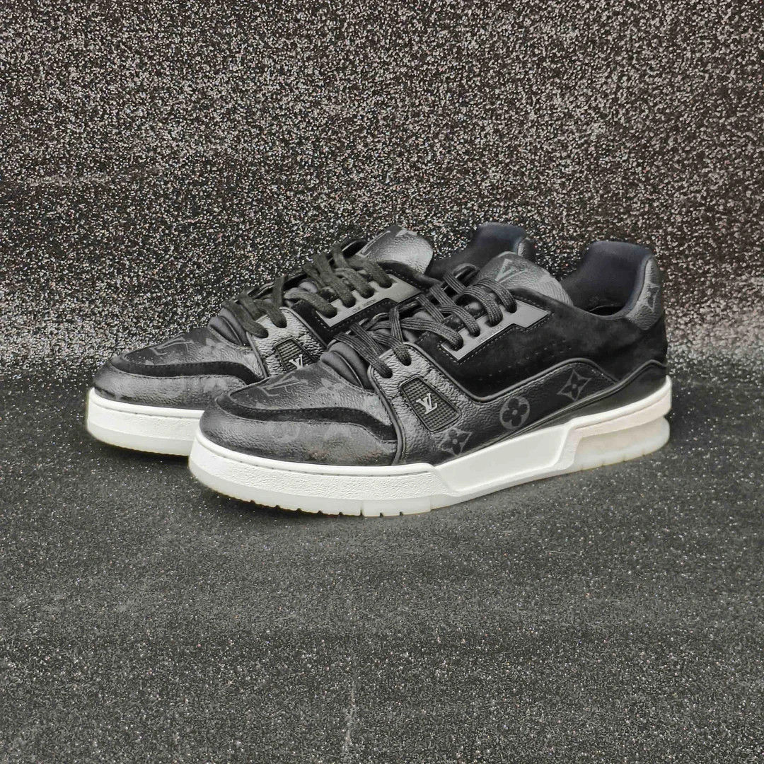 99新 LouisVuitton/路易威登 /8.5码/42.5码/黑色老花trainer潮鞋