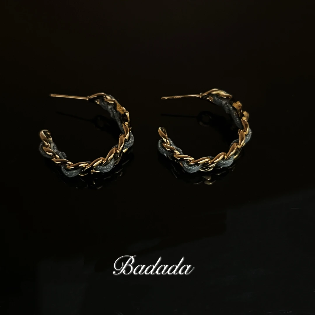 铜合金仿珍珠耳饰 【C6097】轻奢女士气质精致高定牛子耳圈0097