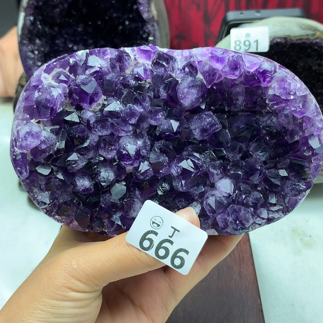 未镶嵌大型摆件（非配饰）水晶