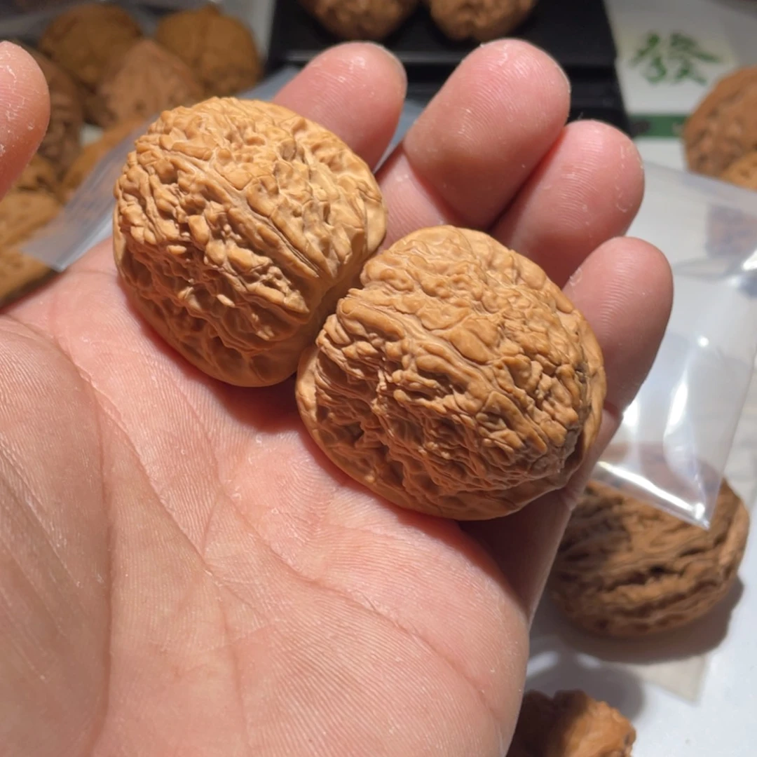 文玩核桃吊坠像*.宽城