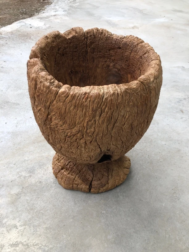 风化罗汉松小摆件