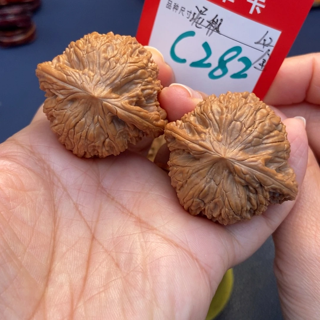 文玩核桃吊坠文玩核桃