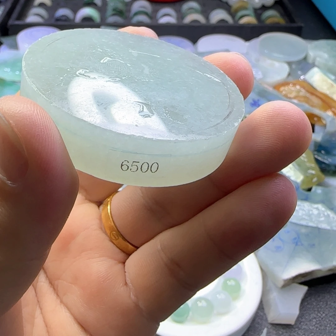 翡翠未镶嵌颈饰8****年