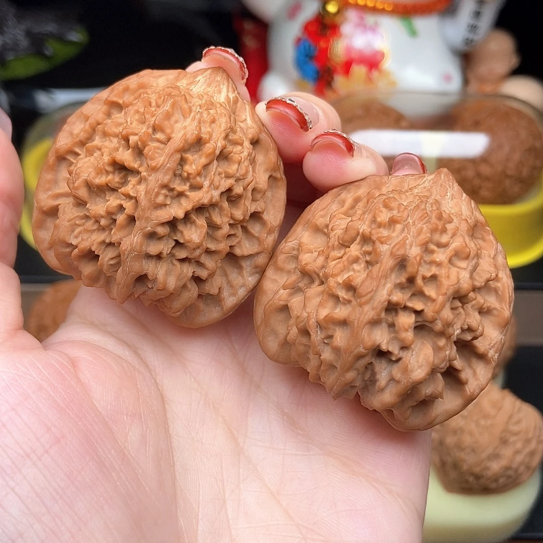 文玩核桃吊坠43.5满天星